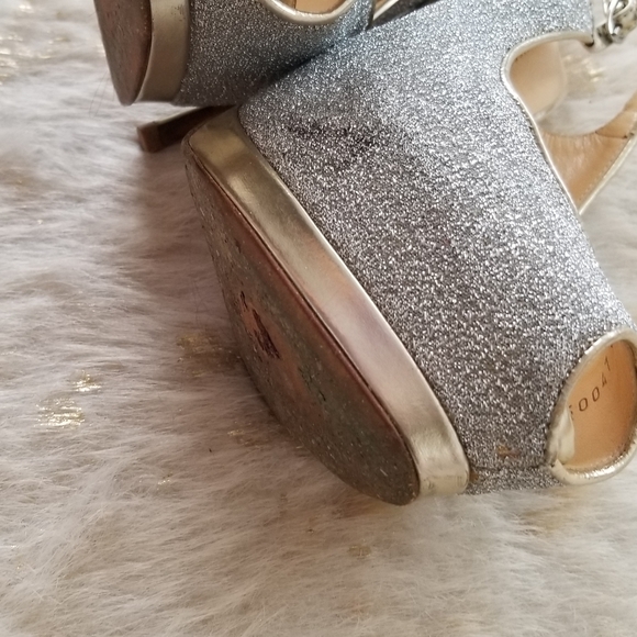 Giuseppe Zanotti Peep Toe Sparkle Pumps - Picture 11 of 15